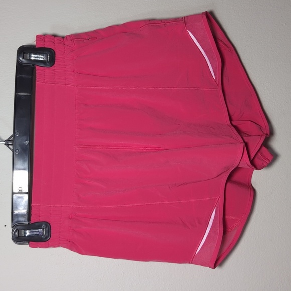 lululemon athletica Pants - Lululemon Athletica Hot Pink Hotty Hot High Rise Shorts 4" Inseam Women's Size 4